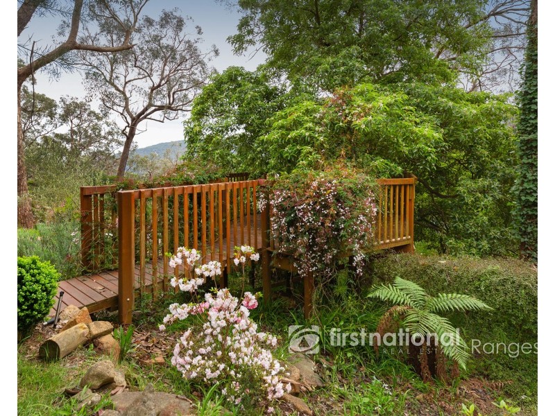 33 Highcliff Road, Upwey VIC 3158