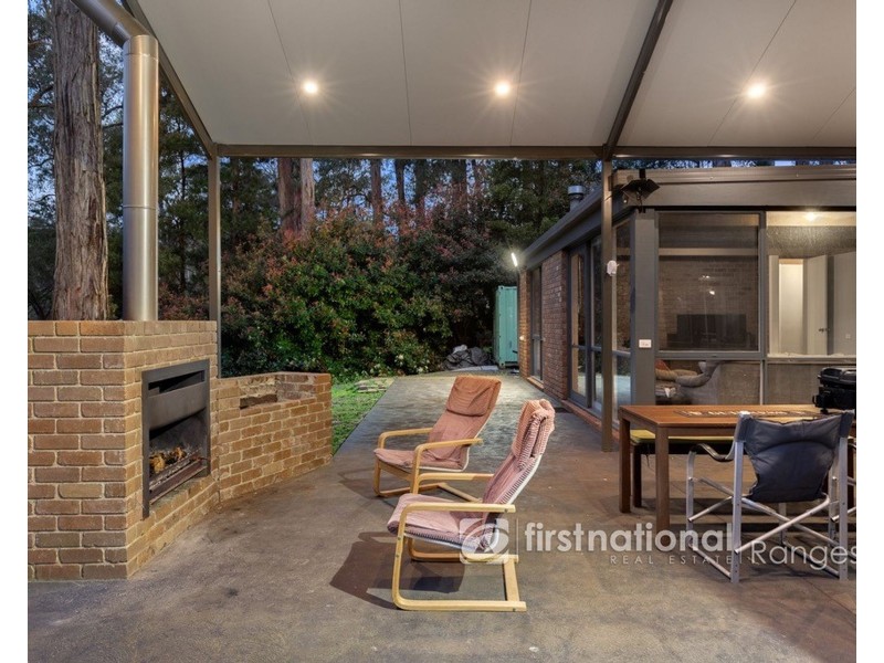 14 Alfred Grove, Emerald VIC 3782