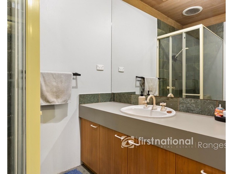 14 Alfred Grove, Emerald VIC 3782