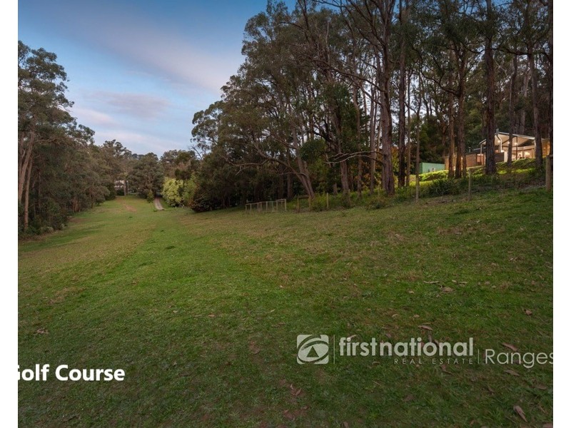 14 Alfred Grove, Emerald VIC 3782