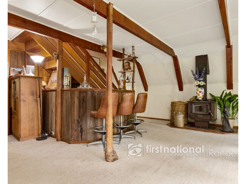 39 View Hill Road, Cockatoo VIC 3781