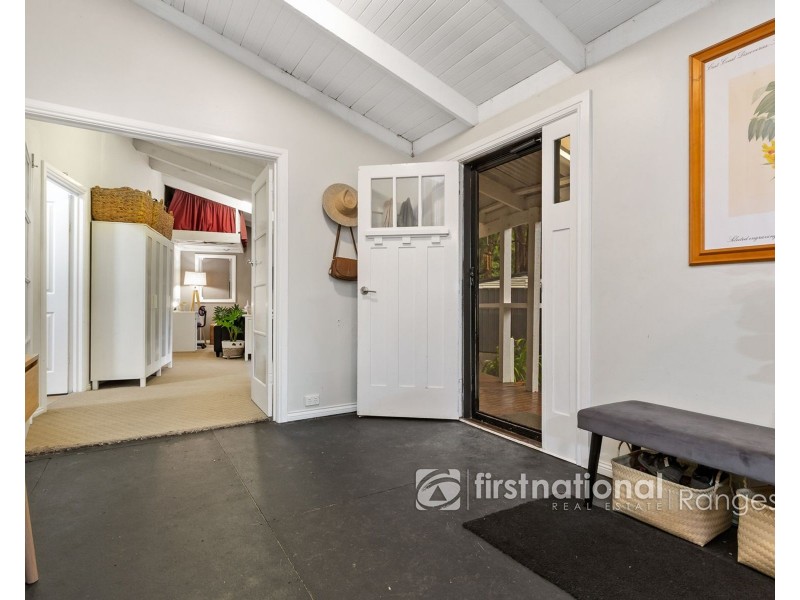 2 Nangana Street, Cockatoo VIC 3781