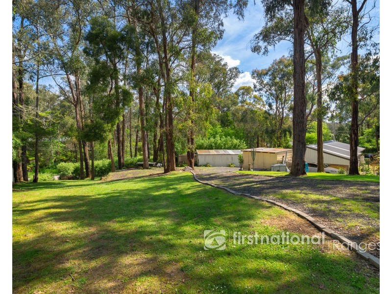 2 Nangana Street, Cockatoo VIC 3781