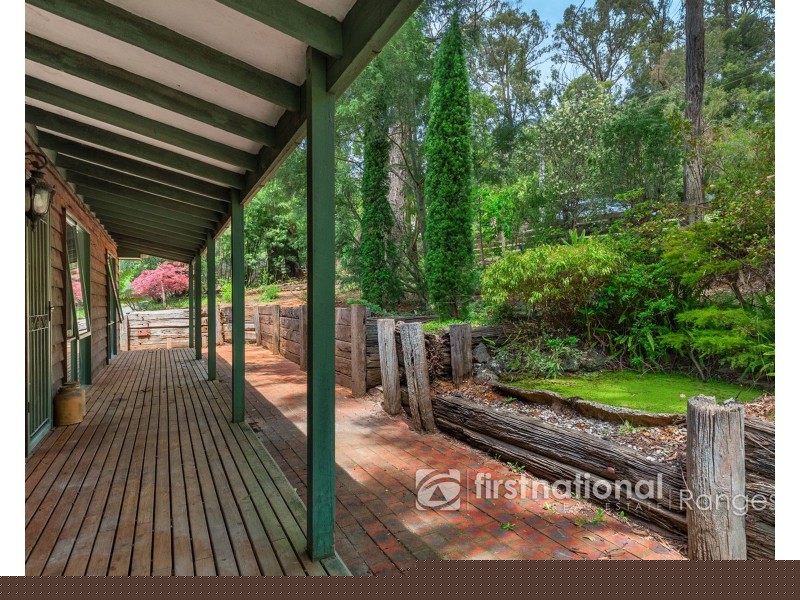 41 Second Avenue, Cockatoo VIC 3781