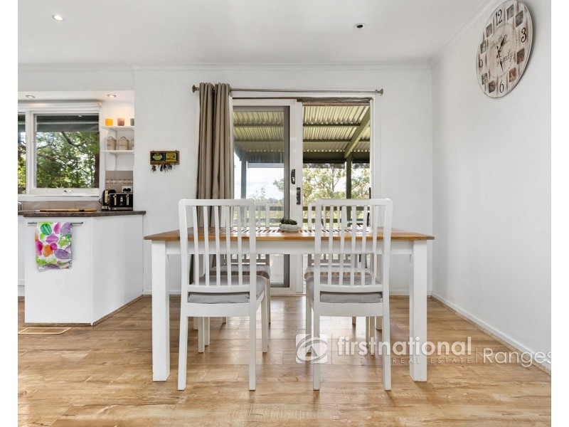 41 Second Avenue, Cockatoo VIC 3781