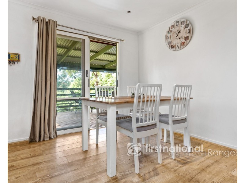 41 Second Avenue, Cockatoo VIC 3781