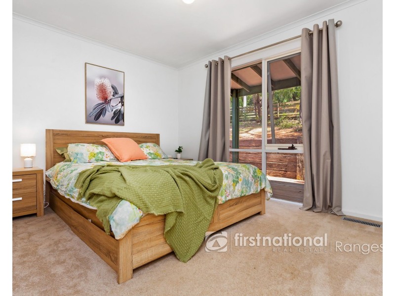 41 Second Avenue, Cockatoo VIC 3781