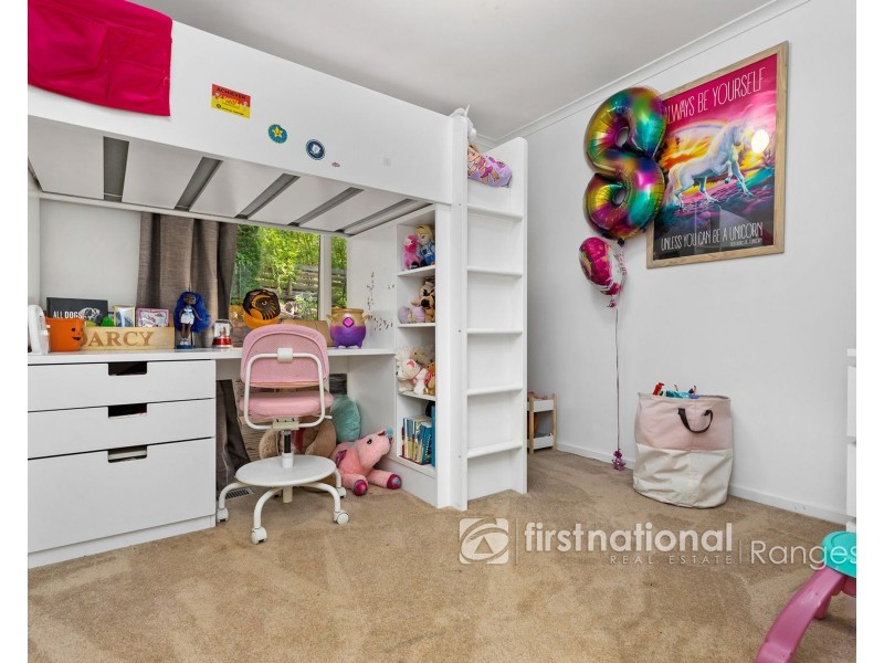 41 Second Avenue, Cockatoo VIC 3781