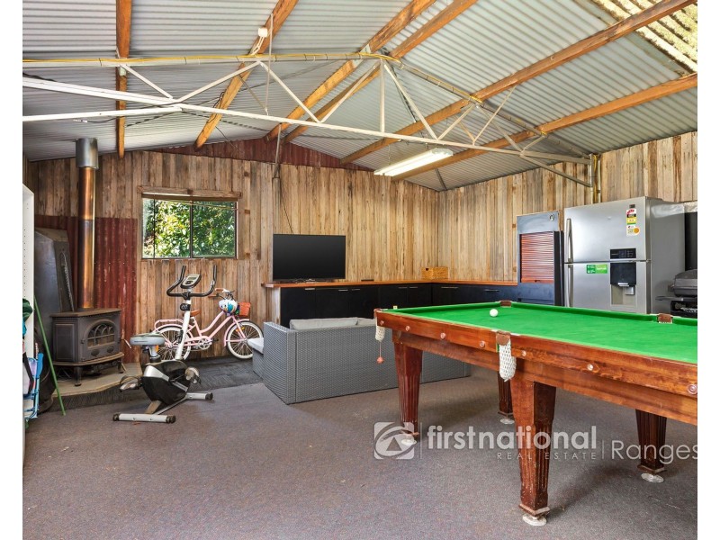 41 Second Avenue, Cockatoo VIC 3781