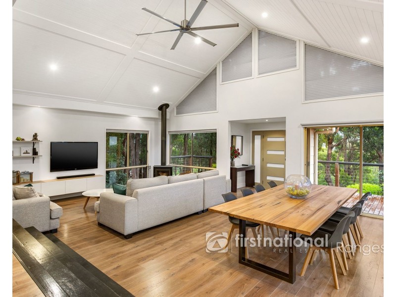 12 Carcoola Street, Cockatoo VIC 3781