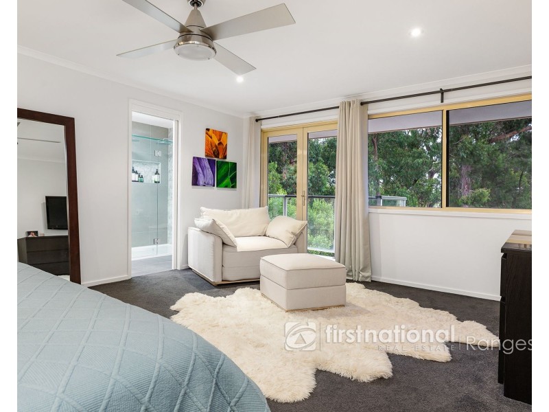 12 Carcoola Street, Cockatoo VIC 3781