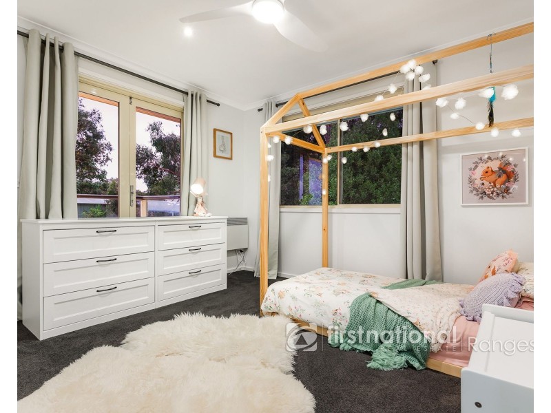 12 Carcoola Street, Cockatoo VIC 3781