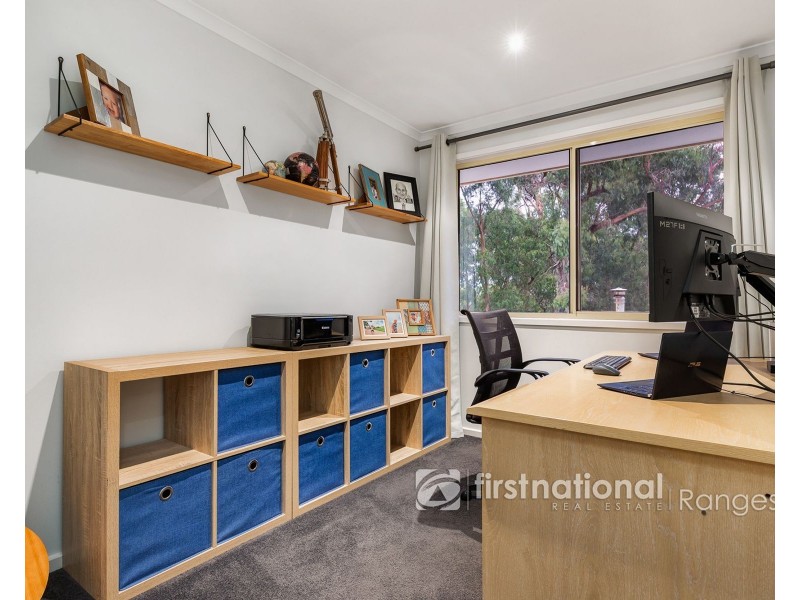 12 Carcoola Street, Cockatoo VIC 3781