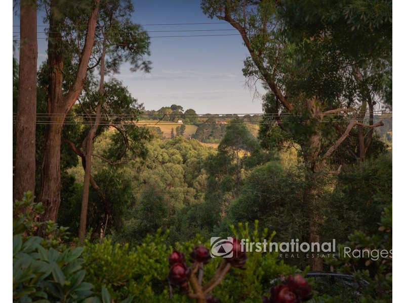 50 Kilvington Drive, Emerald VIC 3782