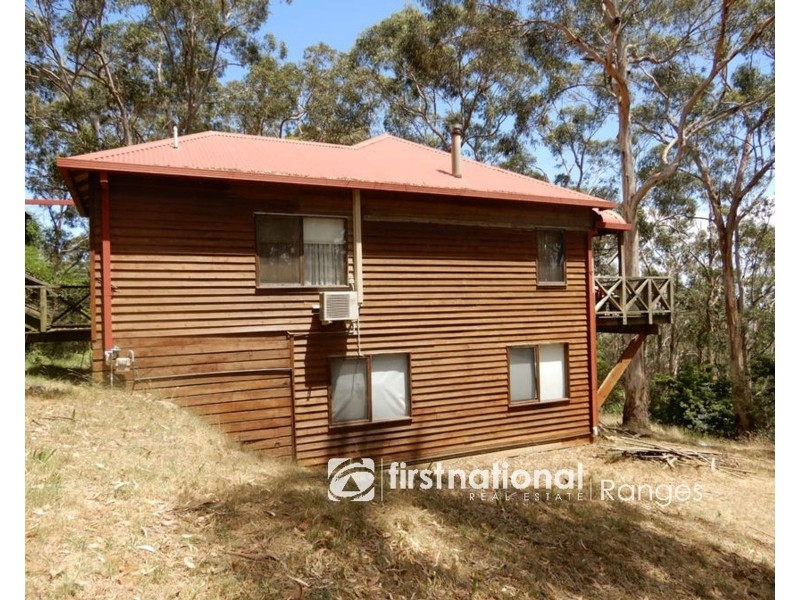 6 Two Bays Crescent, Selby VIC 3159