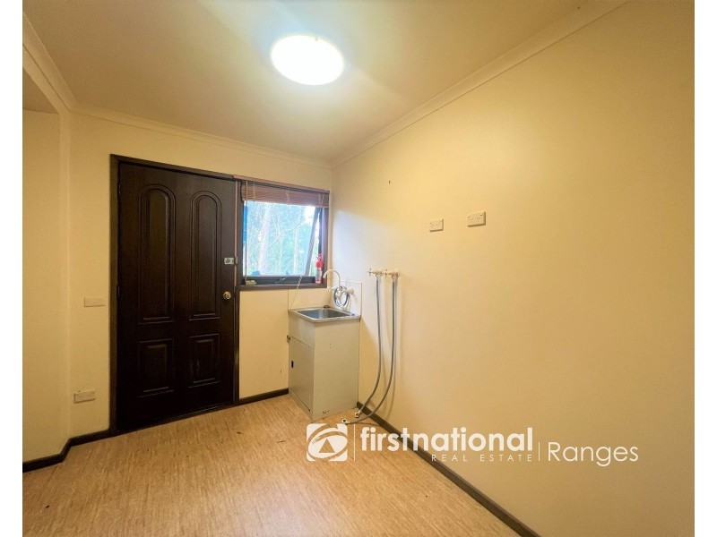 6 Two Bays Crescent, Selby VIC 3159