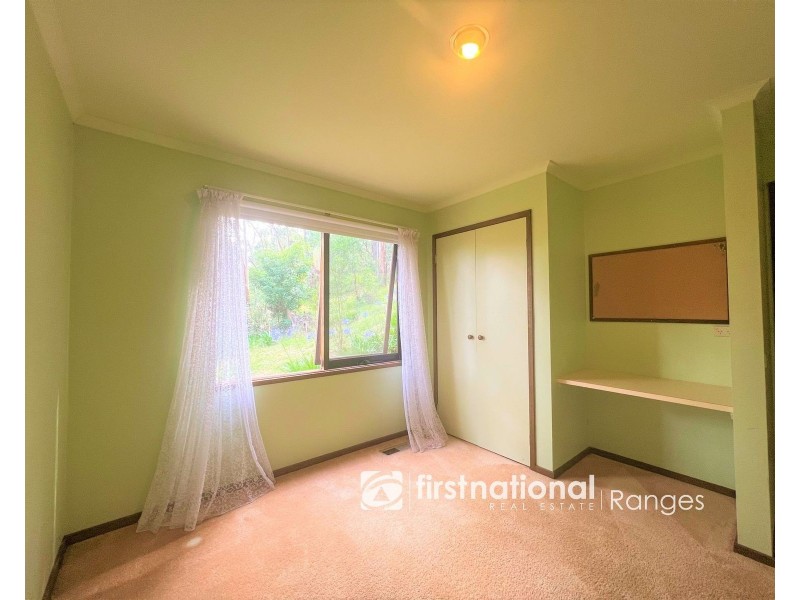 6 Two Bays Crescent, Selby VIC 3159