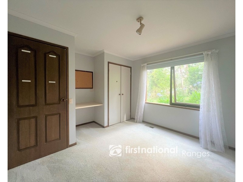 6 Two Bays Crescent, Selby VIC 3159