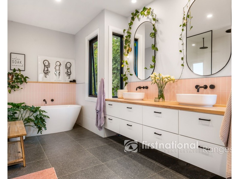 7 Old Gembrook Road, Emerald VIC 3782