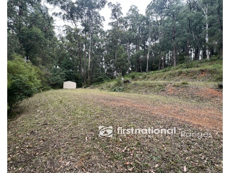 33 Seaview Road, Cockatoo VIC 3781