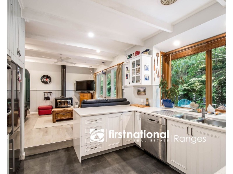 27 Bolton Road, Selby VIC 3159