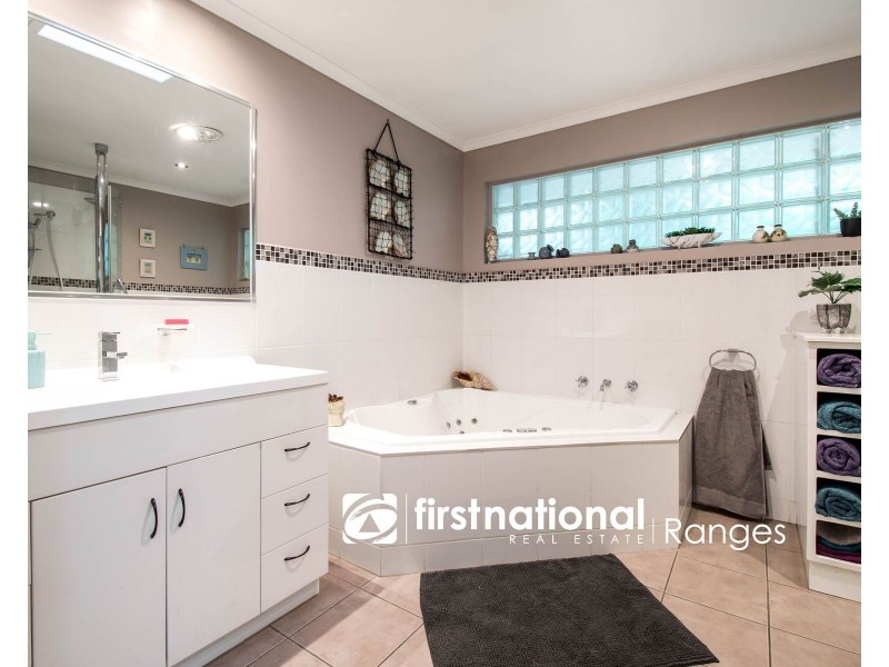 27 Bolton Road, Selby VIC 3159