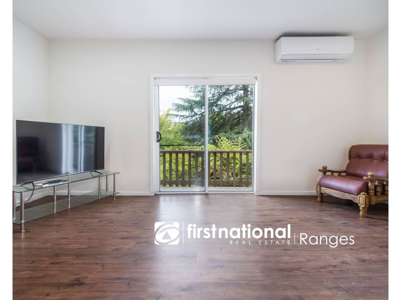 8 Eveline Road, Selby VIC 3159