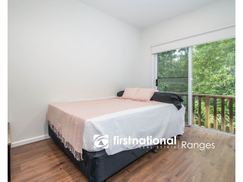 8 Eveline Road, Selby VIC 3159