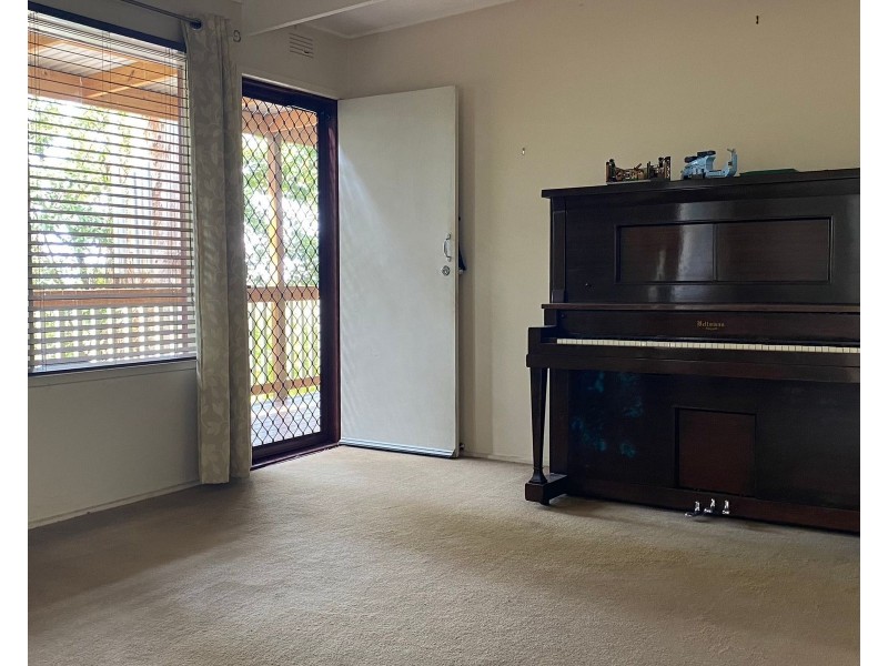 6 Terrys Avenue, Belgrave VIC 3160