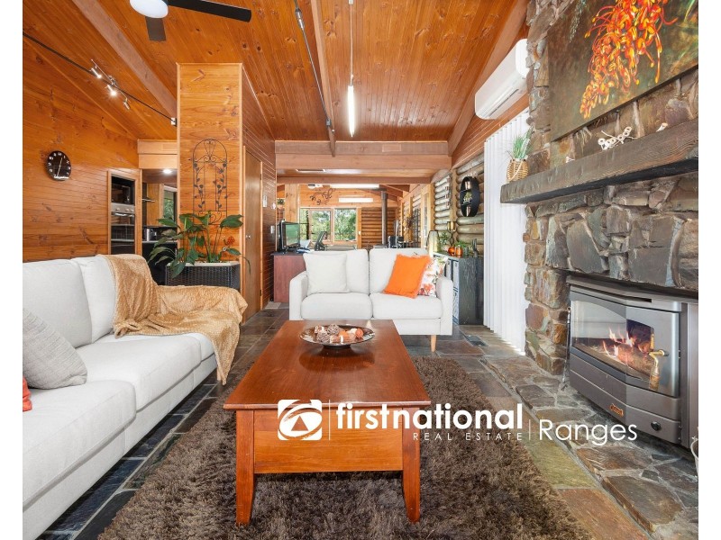 8 Heath Road, Belgrave Heights VIC 3160