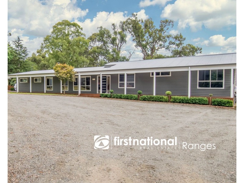 32 View Hill Road, Cockatoo VIC 3781