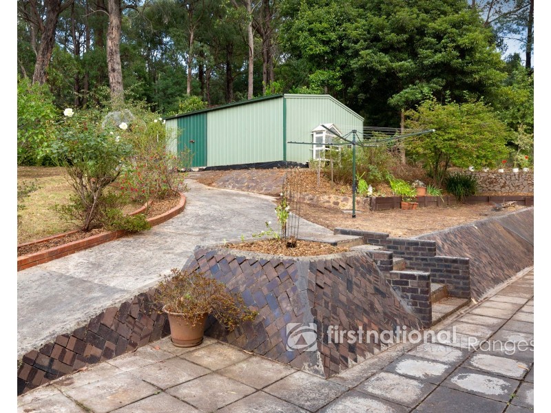 22 Second Avenue, Cockatoo VIC 3781