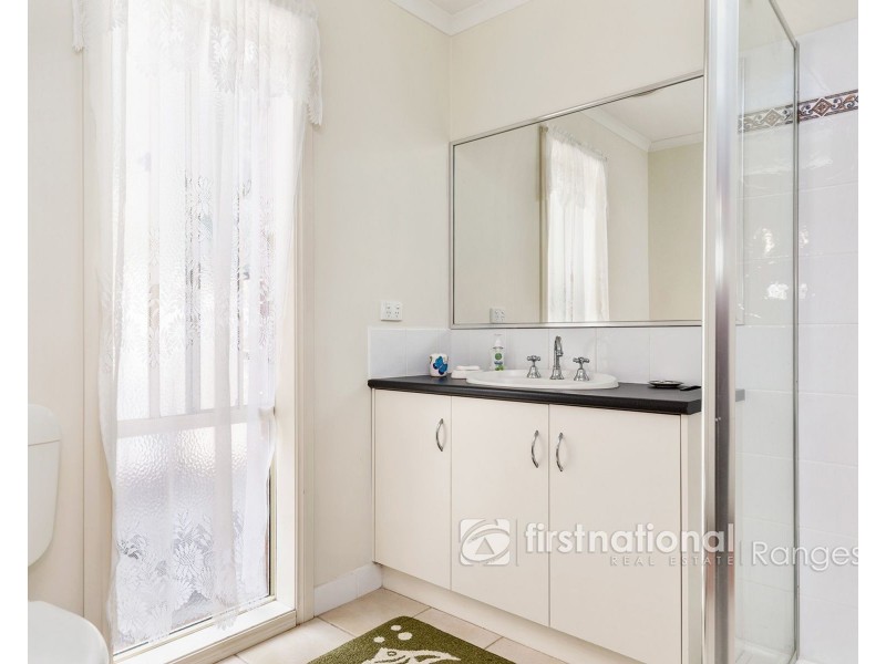 22 Second Avenue, Cockatoo VIC 3781