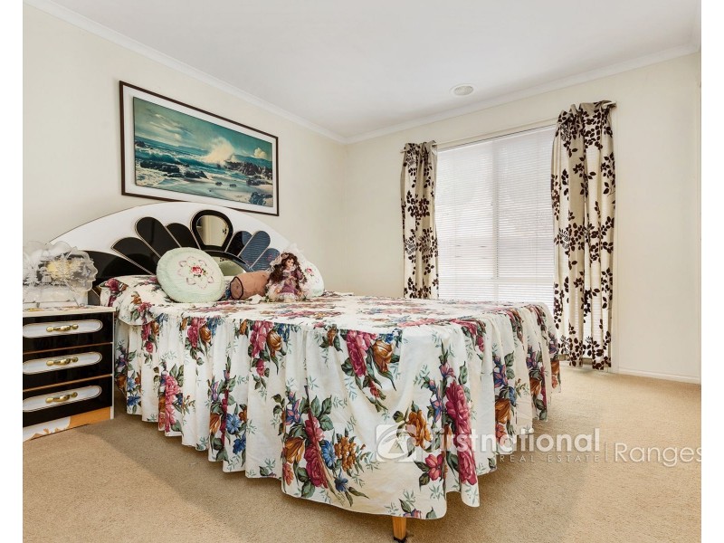 22 Second Avenue, Cockatoo VIC 3781