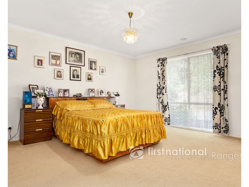22 Second Avenue, Cockatoo VIC 3781