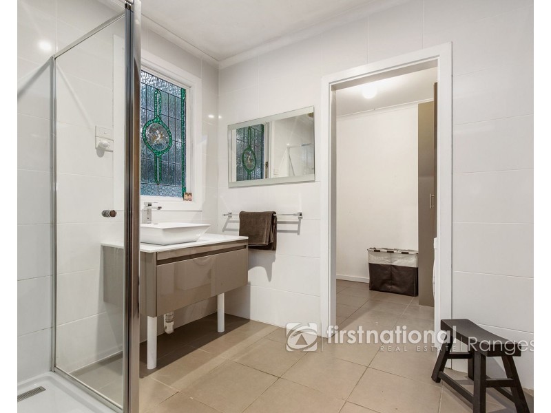 24 Aura Vale Road, Menzies Creek VIC 3159