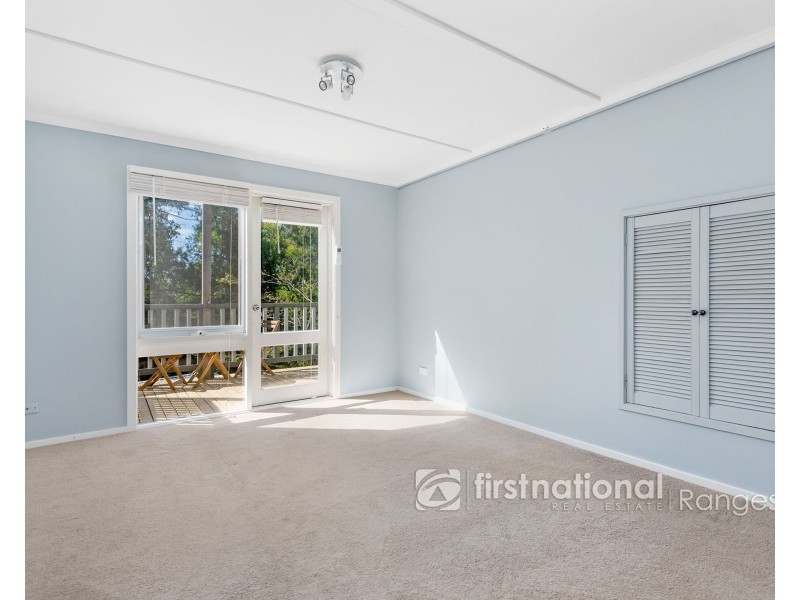 28 First Avenue, Cockatoo VIC 3781