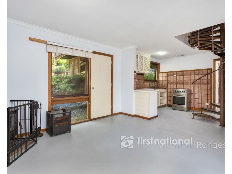 28 First Avenue, Cockatoo VIC 3781