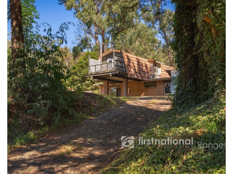 28 First Avenue, Cockatoo VIC 3781