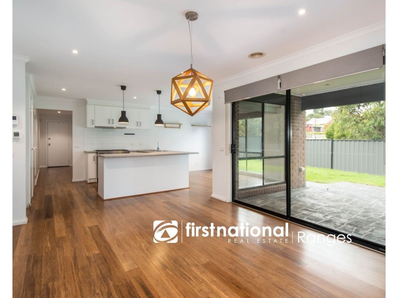 26 Windermere Boulevard, Pakenham VIC 3810