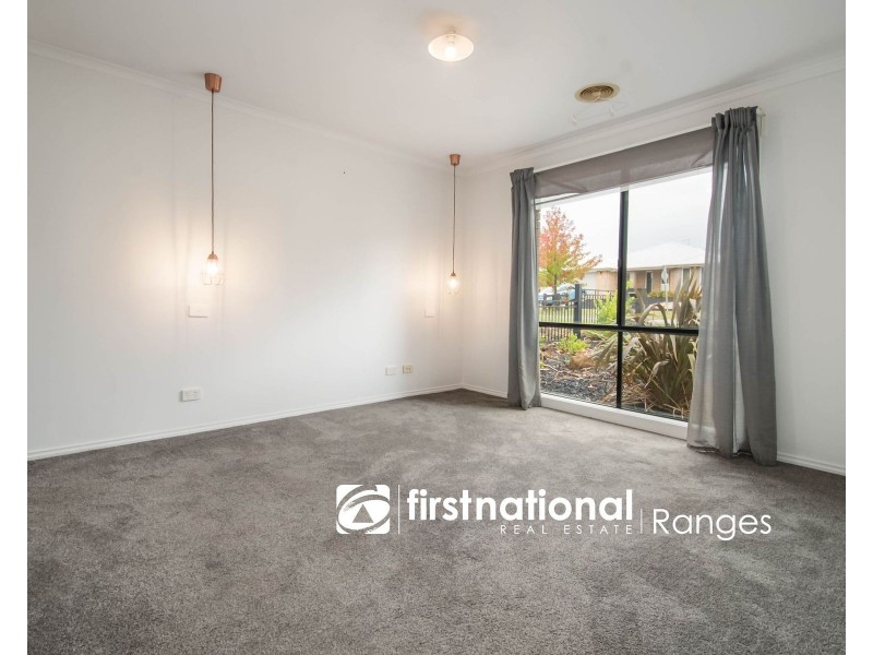 26 Windermere Boulevard, Pakenham VIC 3810