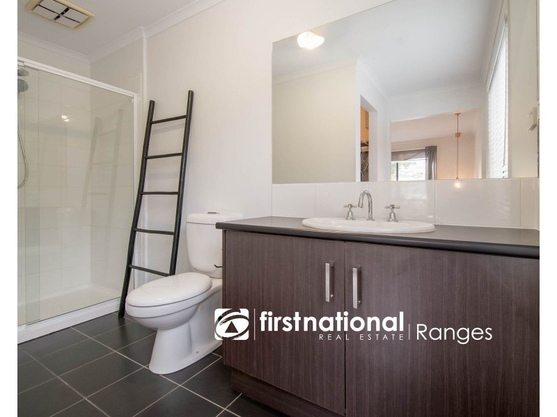 26 Windermere Boulevard, Pakenham VIC 3810