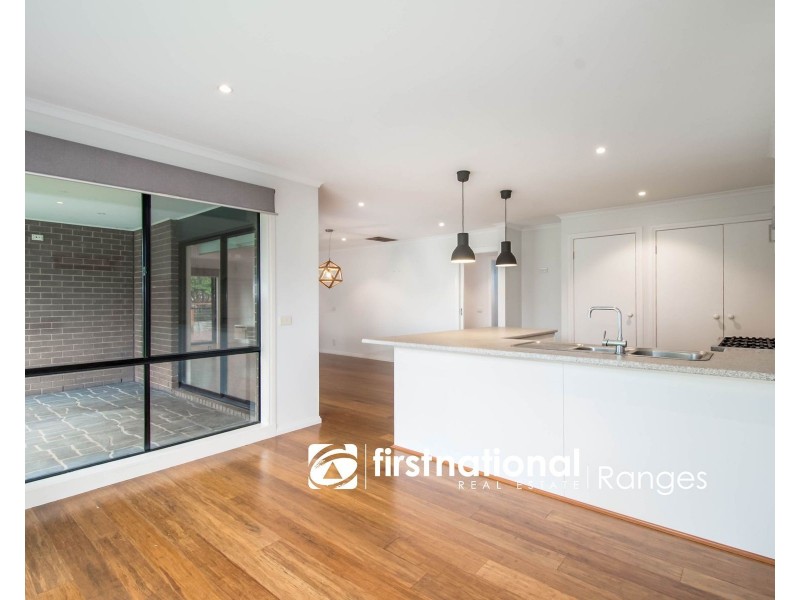 26 Windermere Boulevard, Pakenham VIC 3810