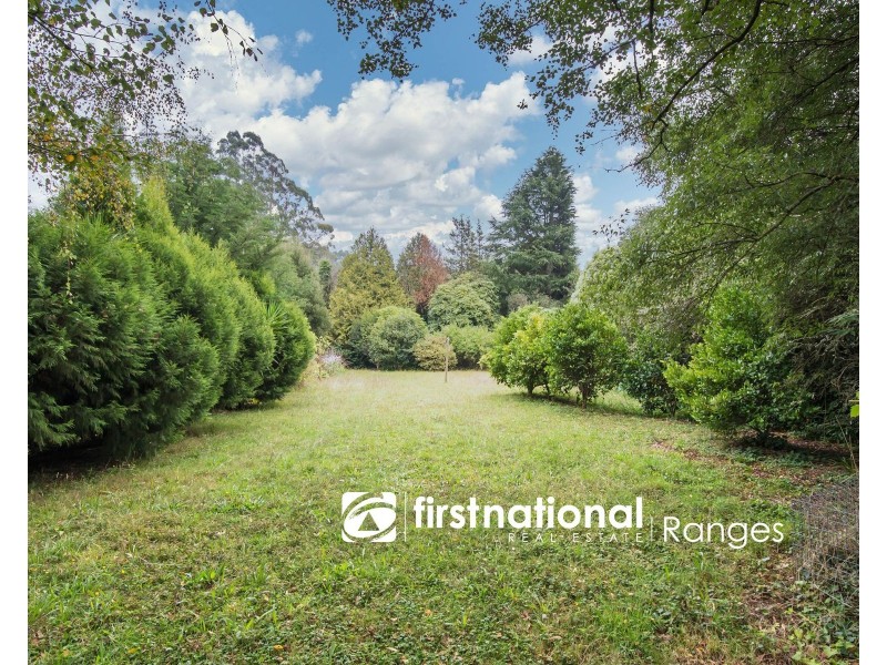 18 Chalet Road, Olinda VIC 3788