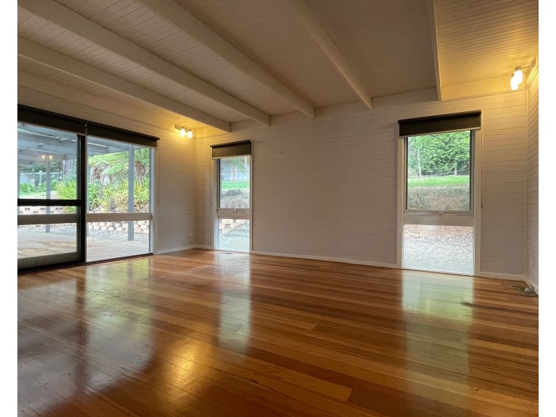 40 First Avenue, Cockatoo VIC 3781