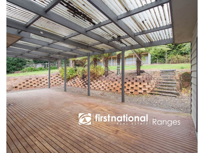 40 First Avenue, Cockatoo VIC 3781