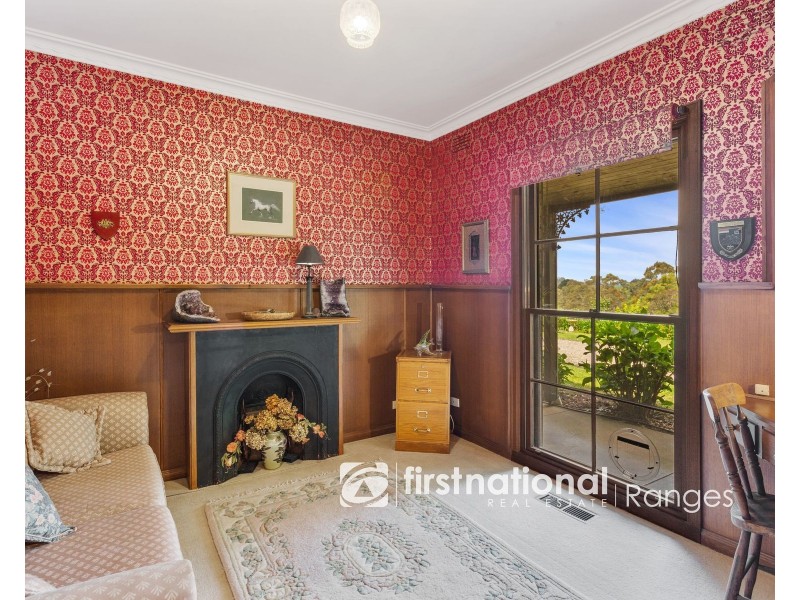 22 Downey Road, Dewhurst VIC 3808