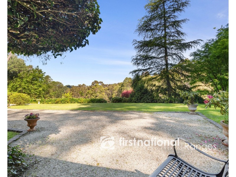 22 Downey Road, Dewhurst VIC 3808