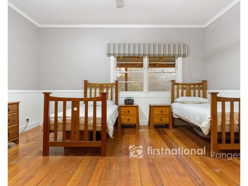 6 Glenbrook Road, Clematis VIC 3782