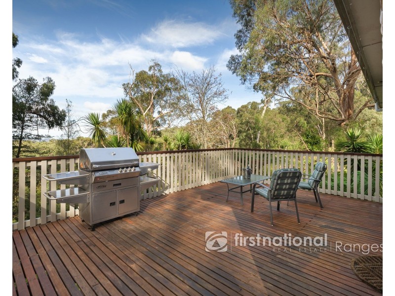 68 Temple Road, Selby VIC 3159
